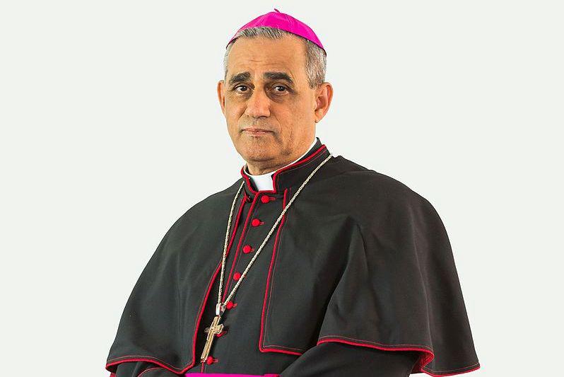 Mgr. Freddy Bretón © Wikipedia