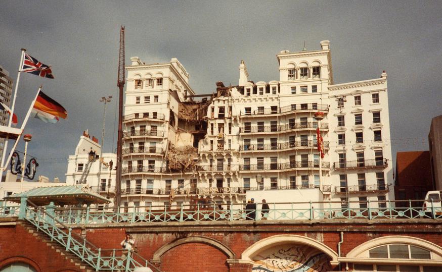 Het hotel in Brighton, na de aanslag tegen het conservatieve partijcongres © Wikipedia