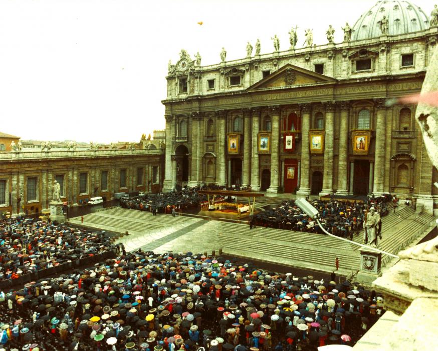 Sint-Pietersplein - Rome, 24 september 1984, zaligverklaring broeder Isidoor 