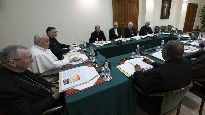In april 2024 kwam de Raad van Kardinalen opnieuw samen om naar vrouwelijke experts te luisteren over de rol van vrouwen in de Kerk.  © Vatican Media