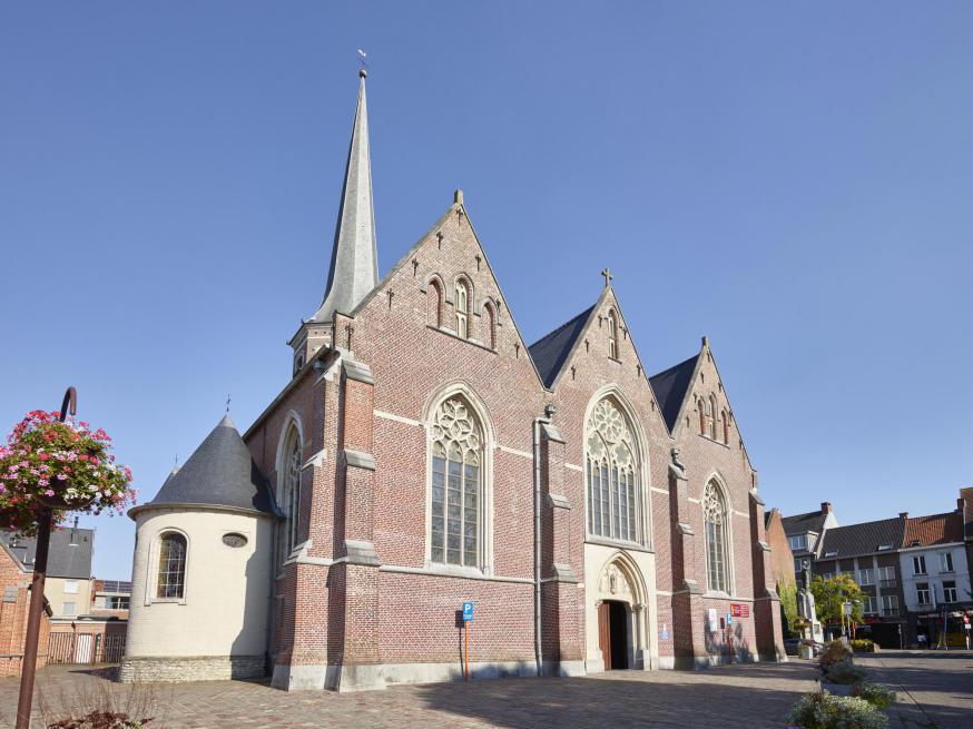 buitenzicht Sint-Pieterskerk 