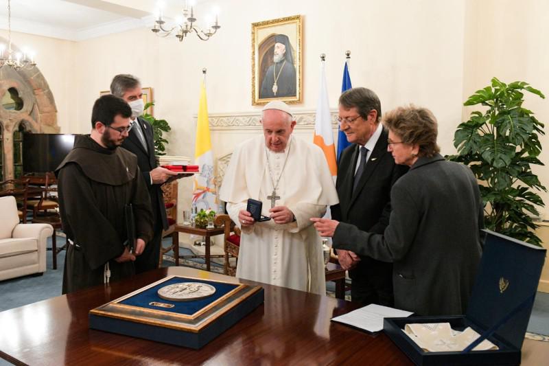 Met Nikos Anastasiadis, de president van Cyprus © Vatican Media