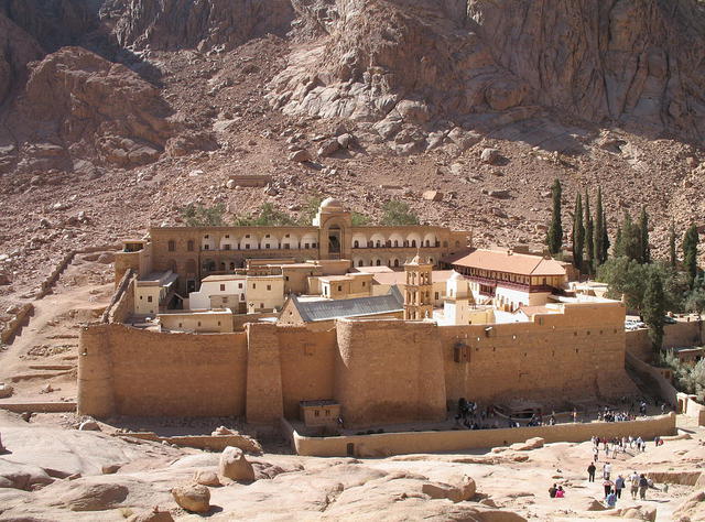 Het Sint- Catharinaklooster op het schiereiland Sinaï © Wikipedia