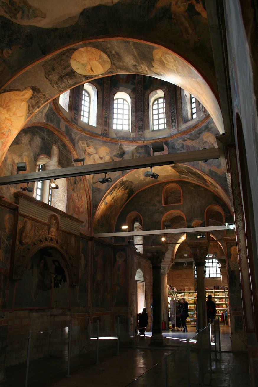Interieur van de Chorakerk met wereldberoemde fresco's in 2011 toen het nog een museum was © CC Andrew Sides via Flickr