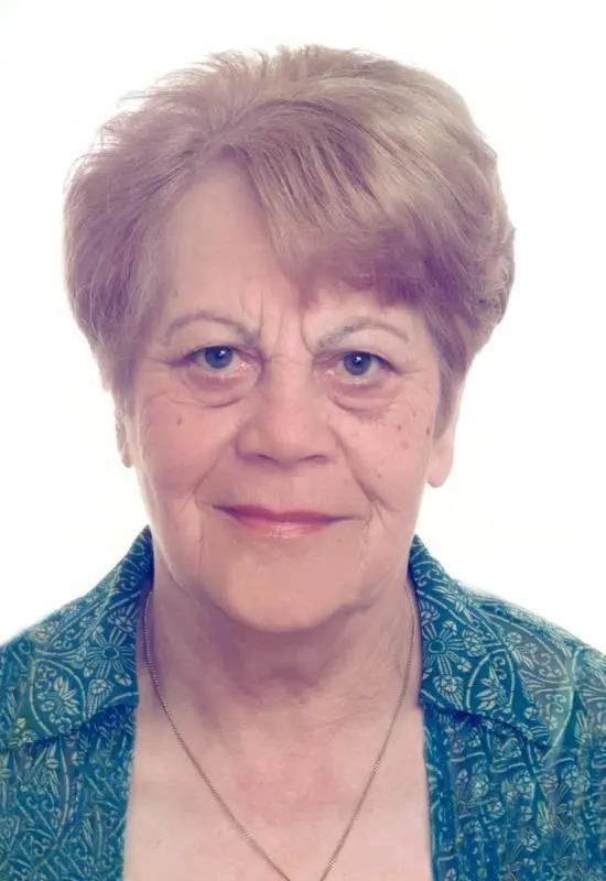 Bella Cuypers 