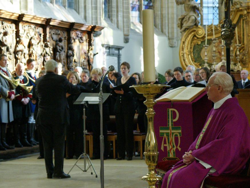 Pastoor Renaat samen met Concinite © Pastorale zone Leuven aan de Dijle