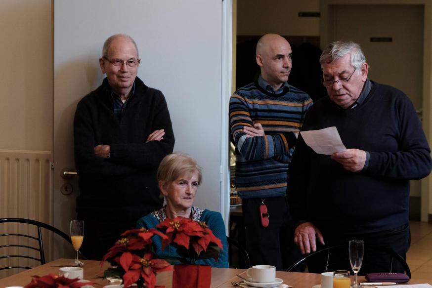 Guy Michils (links) bij de Nieuwjaarsontmoeting van Samana Leuven centrum 2024 © Pastorale zone Leuven aan de Dijle