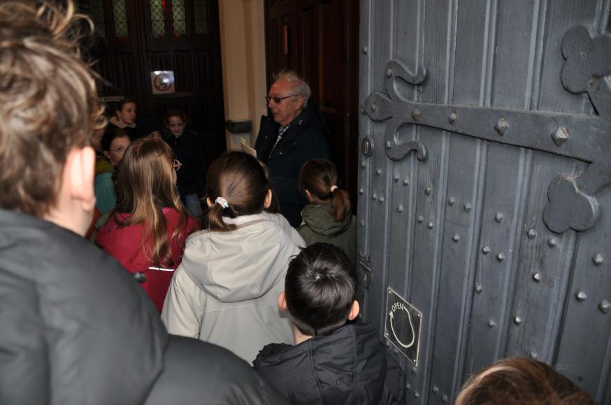 kerkverkenning en vormselkruisje 