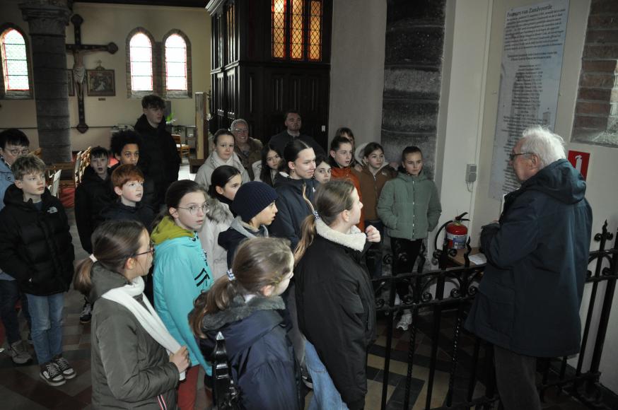 kerkverkenning en vormselkruisje 