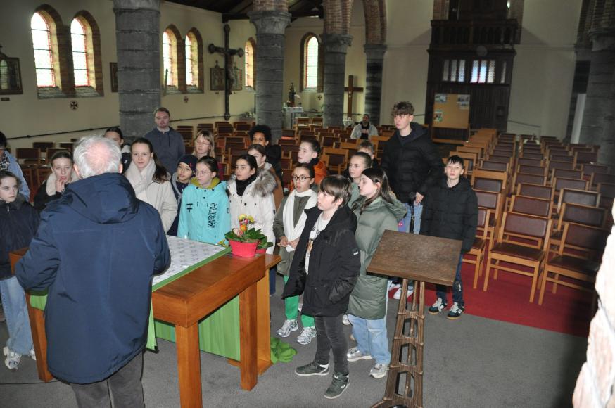 kerkverkenning en vormselkruisje 