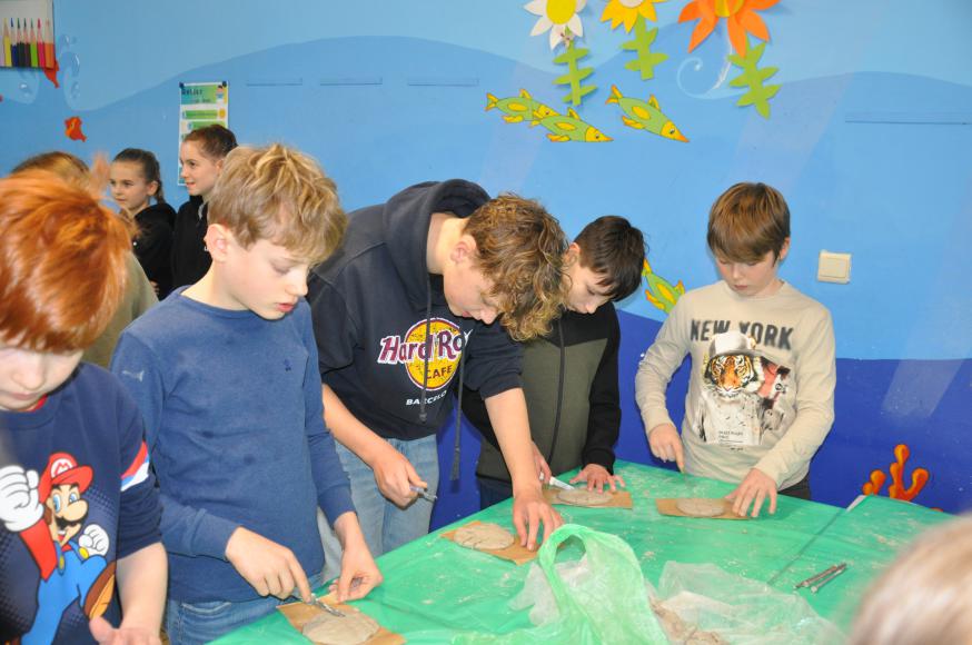 kerkverkenning en vormselkruisje 