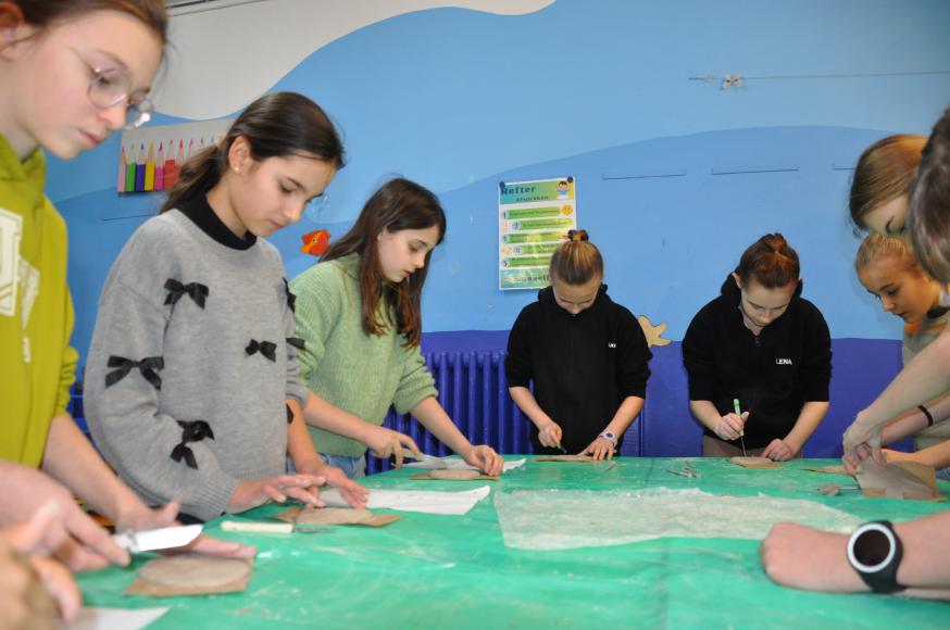 kerkverkenning en vormselkruisje 