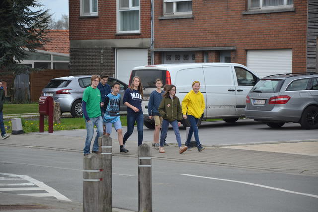 Van de ene opdracht naar de andere © Karen Devroe