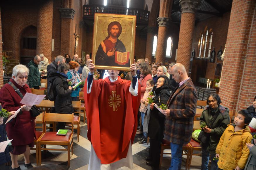 Palmzondagviering in de Sint-Jozefkerk © Luc Faems