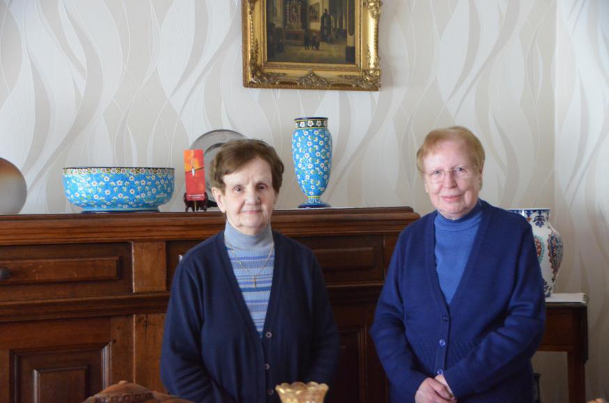 Zuster Rita en zuster Bernadette © Mariette Dhondt