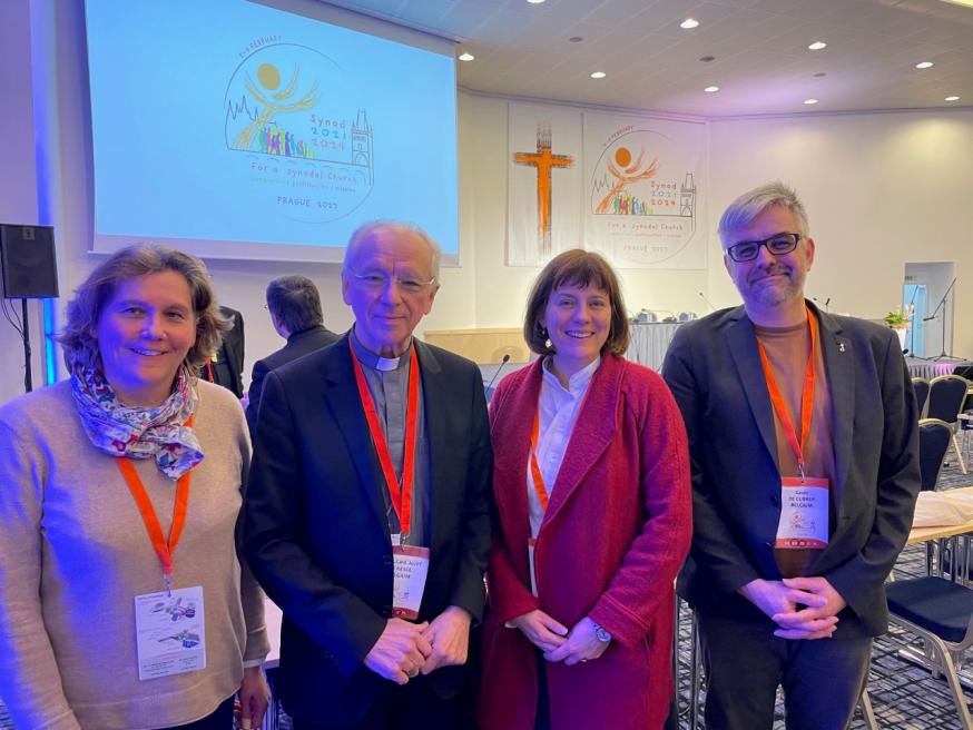 De Belgische delegatie in Praag Nathalie Beurrier, kardinaal Jozef De Kesel, Jolanta Mrozowska en Geert De Cubber © Geert De Cubber