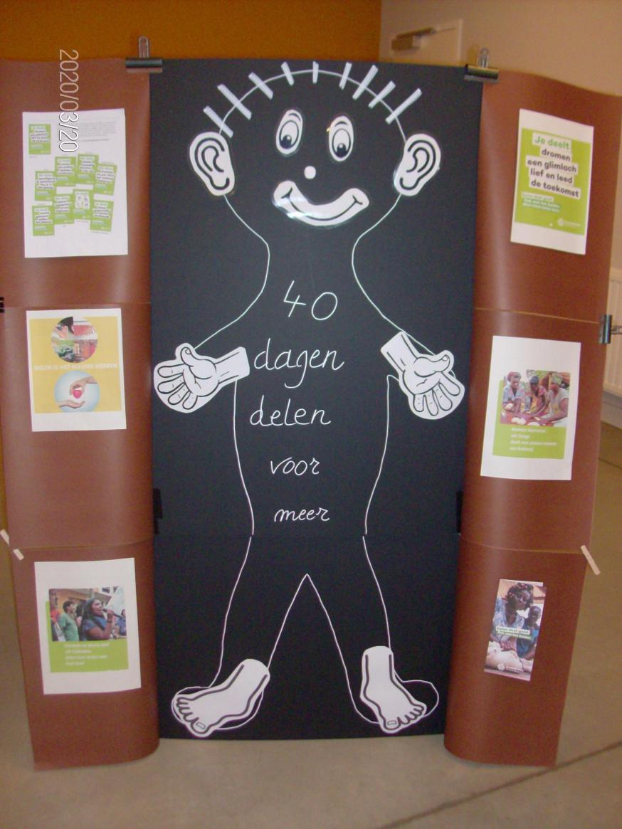 In de deelkast met het vastenmannetje is ook aandacht voor solidariteit en Broederlijk Delen. © rvdp
