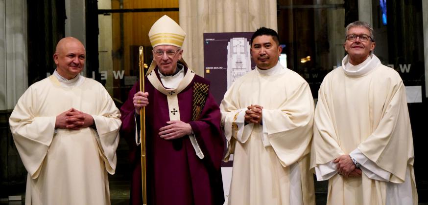Luc Lowel, Bruno De Cuyper en Warlita Borja werden op 4 december 2021 tot permanente diaken gewijd door kardinaal Jozef De Kesel © Annelies Marien