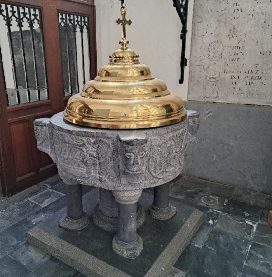 De Doopvont in de Sint-Margaritakerk in Tielen. © Patrick Van Looy