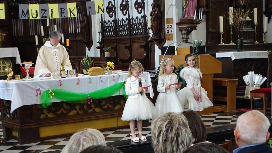 Eerste Communie Bovekerke- De Mokker © J. Follet