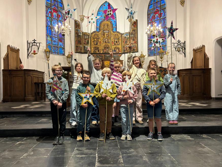 Eerstecommunicanten in Schoonbroek © Heidi Claessen