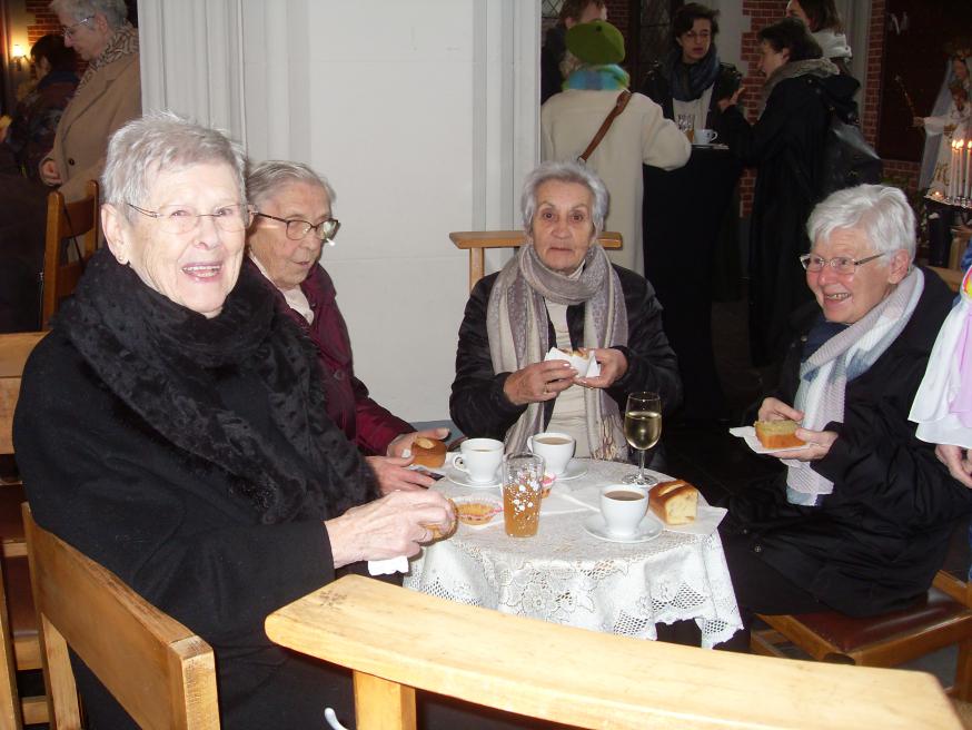 Gezellig bijkletsen © Viviane Van Thielen