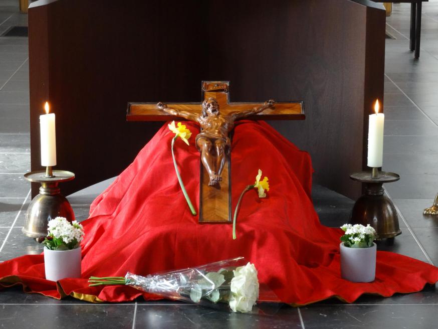 Waken bij het kruis © Jan Verheyen