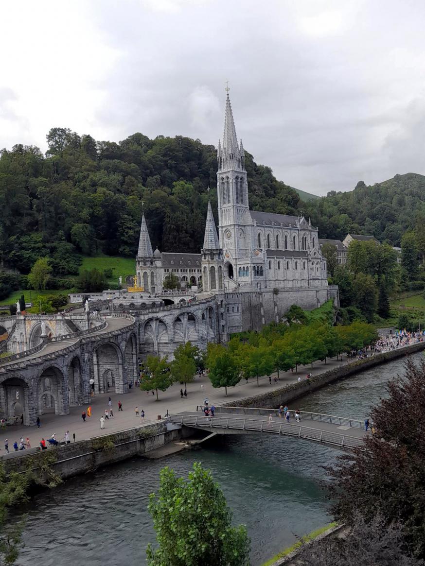 Basiliek in Lourdes 