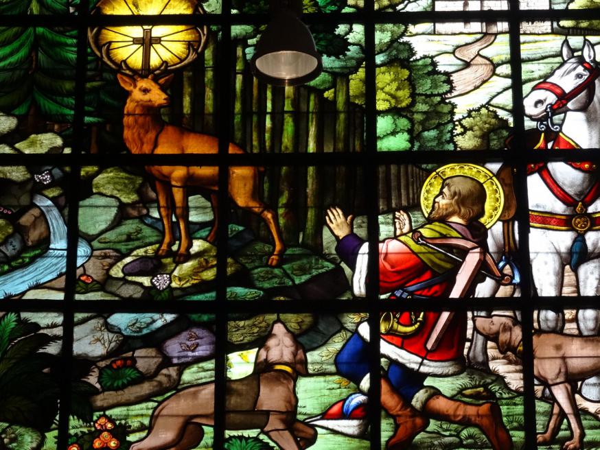 Hubertus en het hert, Glasraam Sint-Pieterskerk Turnhout © Jan Verheyen