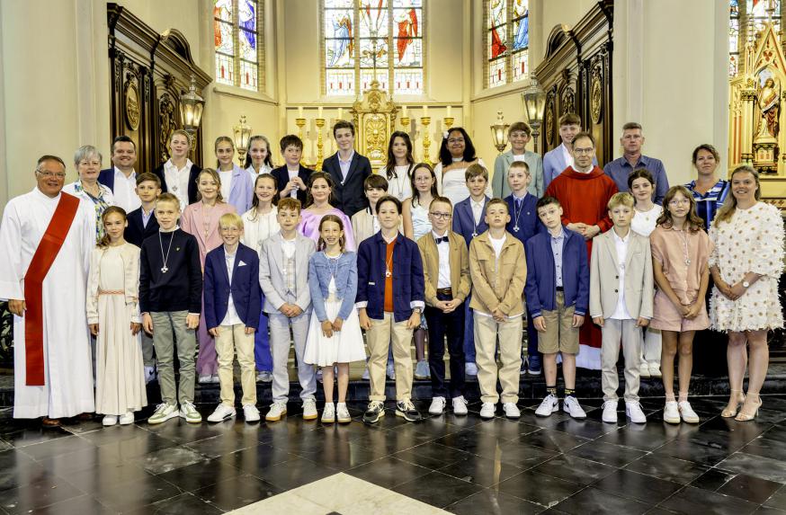 Vormelingen van de Centrumschool van Wingene 