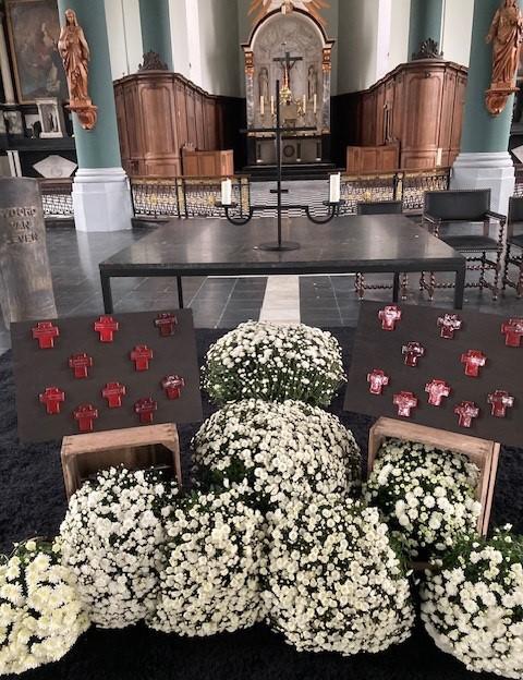 Viering Allerheiligen in de Sint-Lambertuskerk te Oedelem 