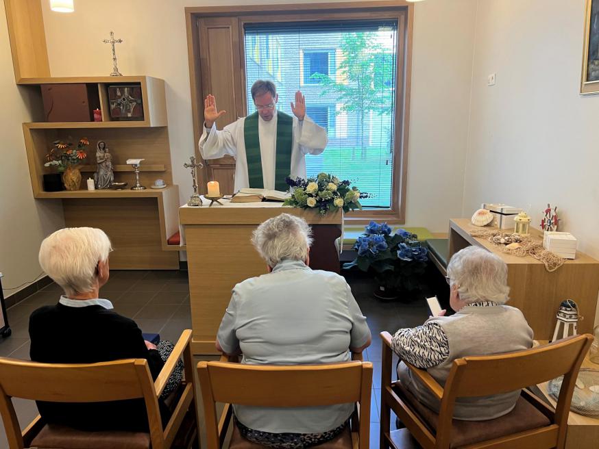 Welkom op de weekdagvieringen in Amphora 