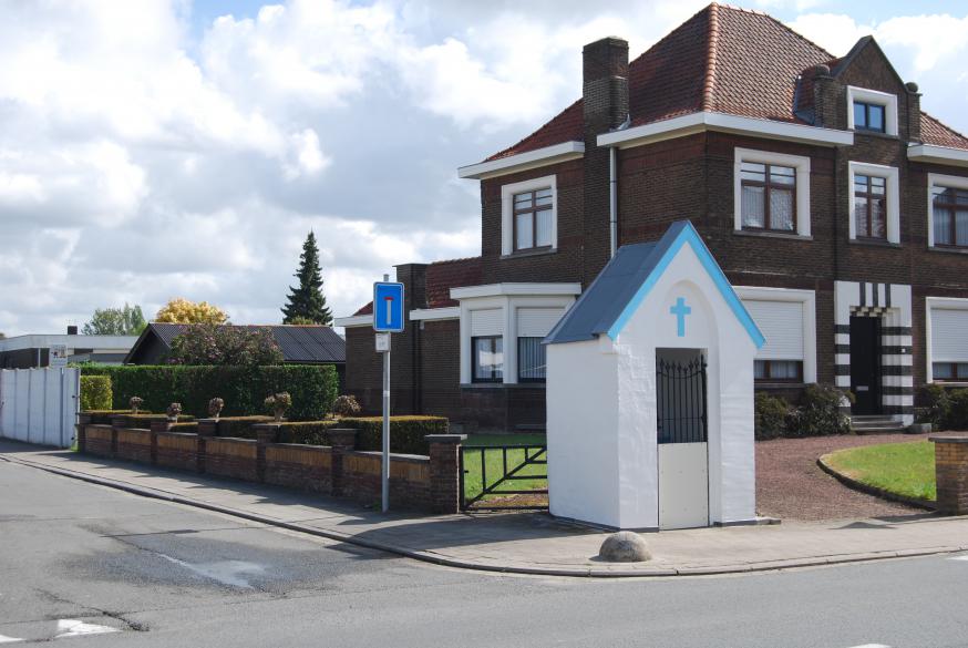De kapel op de hoek Otegemstraat – Slype.  © D.D.