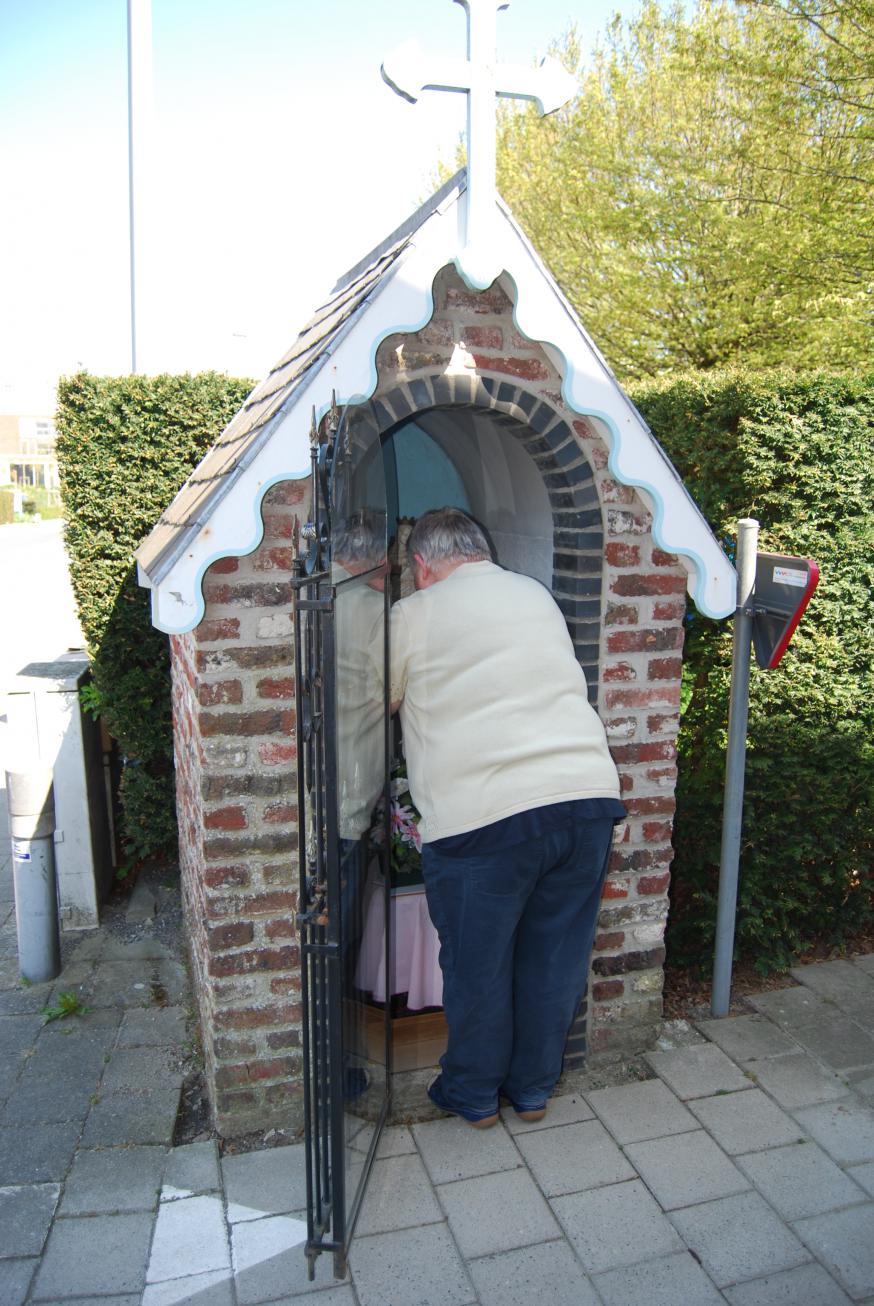 Nog snel even een kaars laten branden.  © D.D.