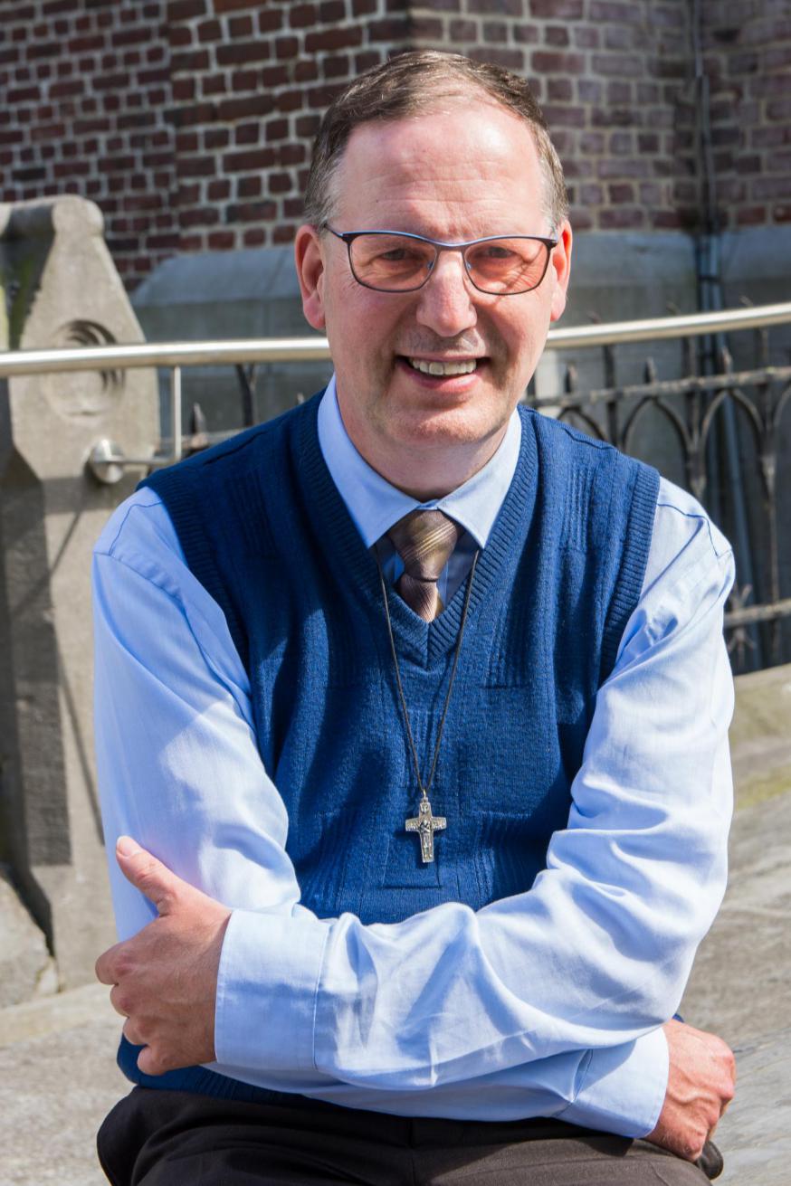 Pastoor-deken Dick Den Blauwen. © Karel Van de Voorde