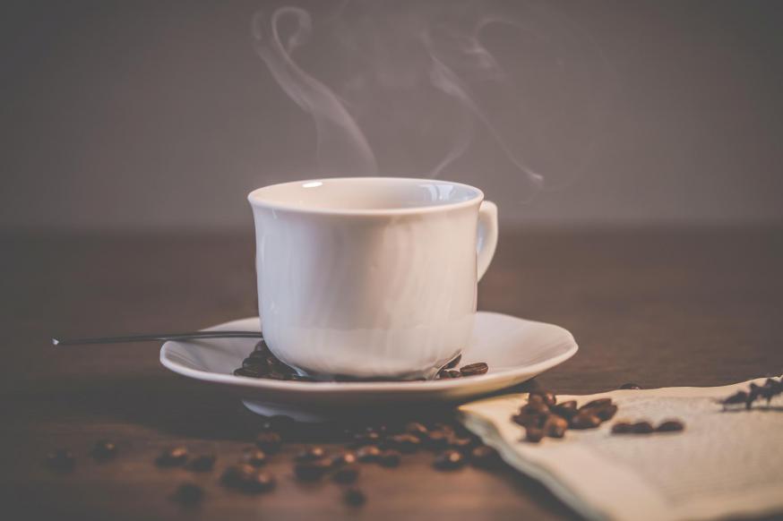 Vasten hoeft niet lauw te zijn en kan deugd doen zoals een kop dampende koffie deugd kan doen. © Pexels