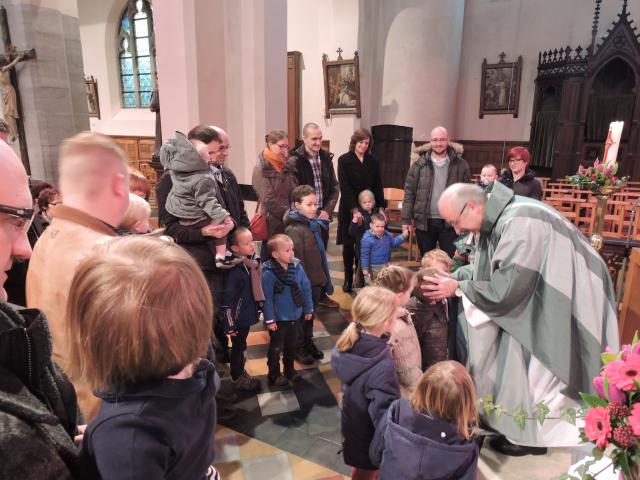 Feest van Maria Lichtmis - kinderzegen 