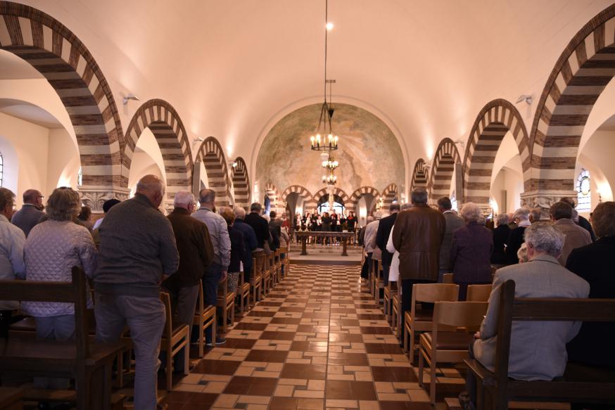 Zal in de toekomst de kerk “open” zijn voor bezoek, zodat men van dit prachtige kerkje kan genieten en er kan bidden. Wij hopen van wel! © N. Janssens