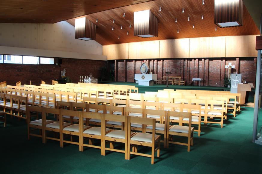 Het moderne interieur van de Spoelekerk. © HVDS