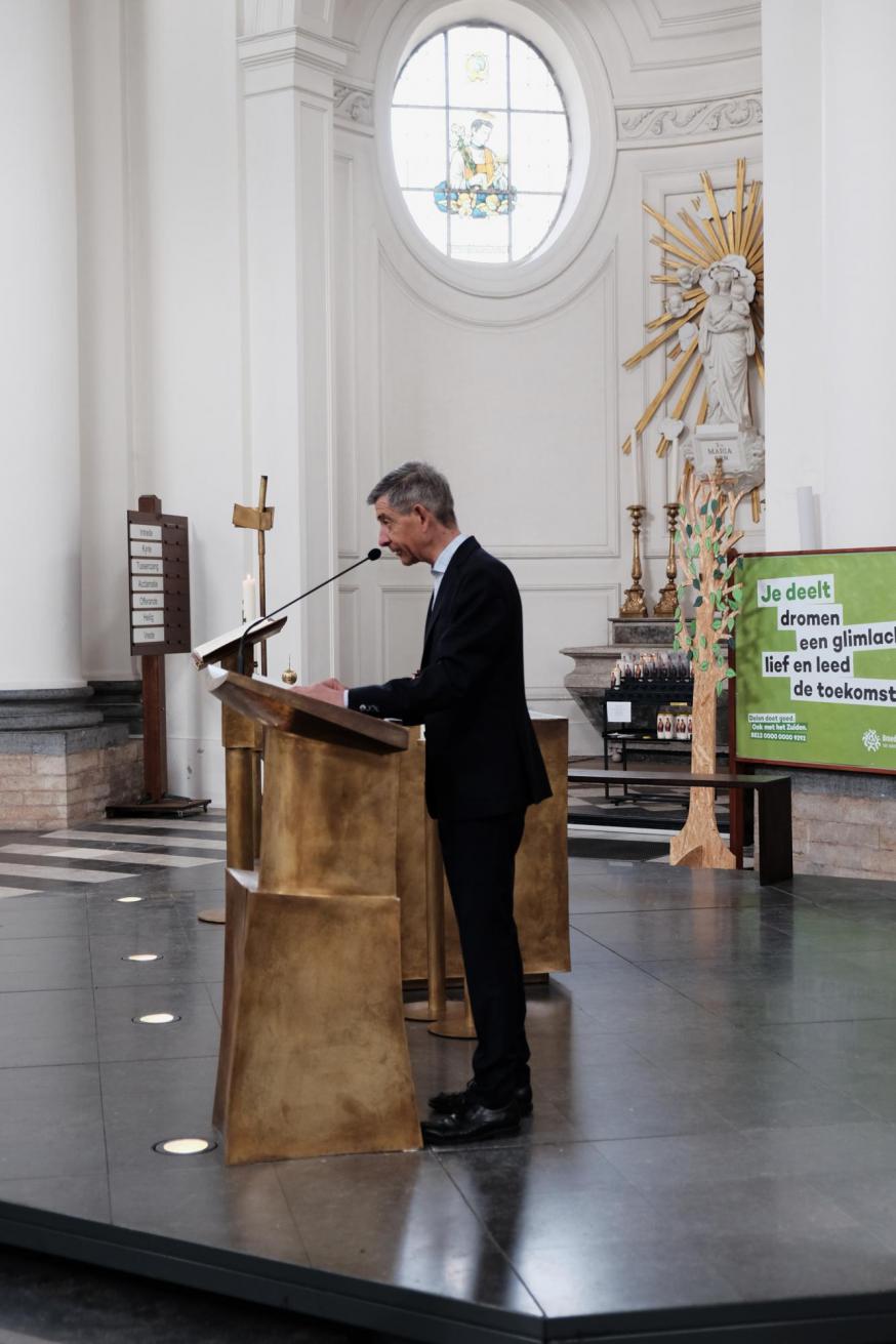 ‘Nieuw verbonden’ gebeds- en bezinningsmoment in de abdijkerk van Vlierbeek © Pastorale zone Leuven aan de Dijle