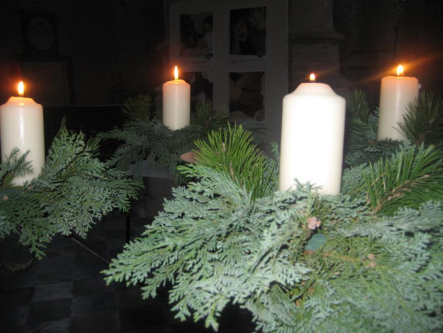Samen onderweg naar Kerstmis © L.J. 