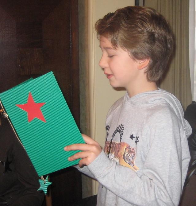 Onze beste wensen voor vrede en geluk!© L.J 