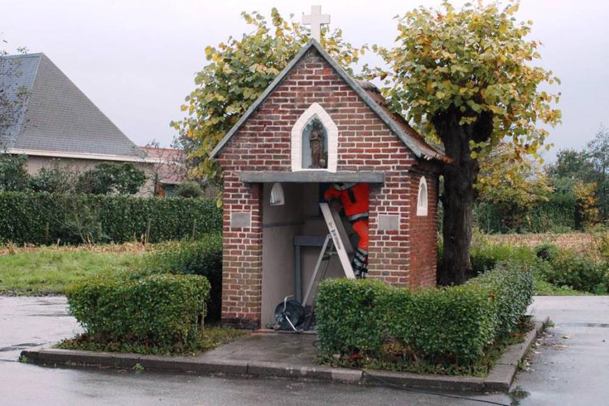 Kapel in de wijk Cootveld in Beervelde © Staf Annaert Kapel in de wijk Cootveld in Beervelde © Staf Annaert