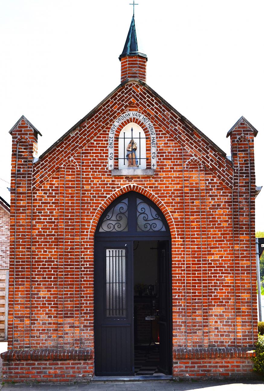 Kapel O.L.V. van het H. Hart langs Oost-Eindeken (Stekene) 