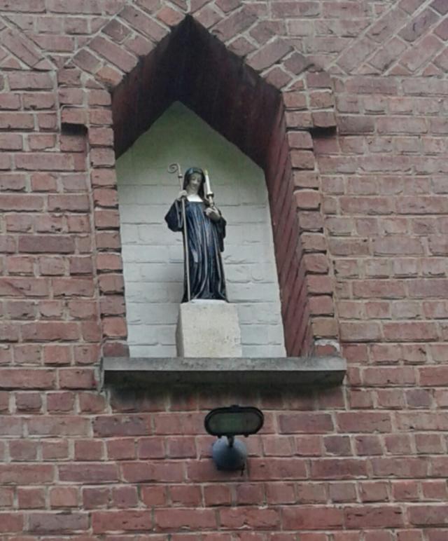 H. Wivina in de nis van het internaat © zdb
