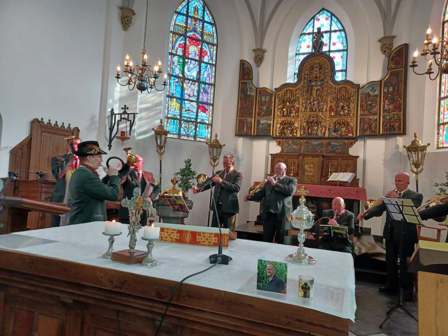 Jachthoorngroep Halali in Schoonbroek © Heidi Claessen