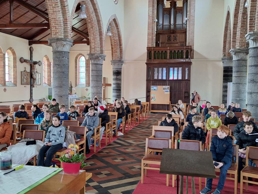 kerkverkenning en vormselkruisje 