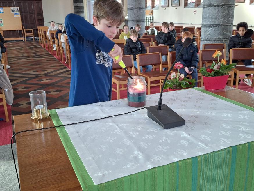 kerkverkenning en vormselkruisje 