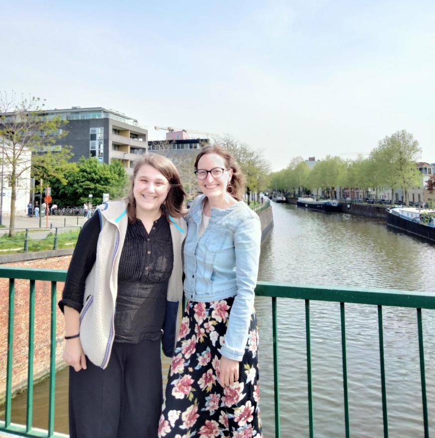 Sara Loobuyck en Barbara Mertens in Gent © TAU