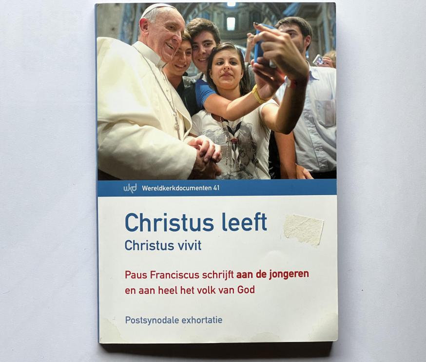 Boekje Christus leeft door Paus Franciscus © Chris De Groote